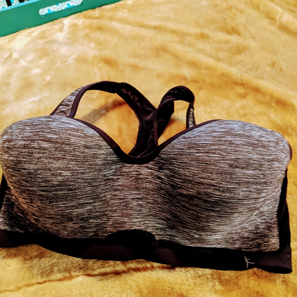 Sport bra